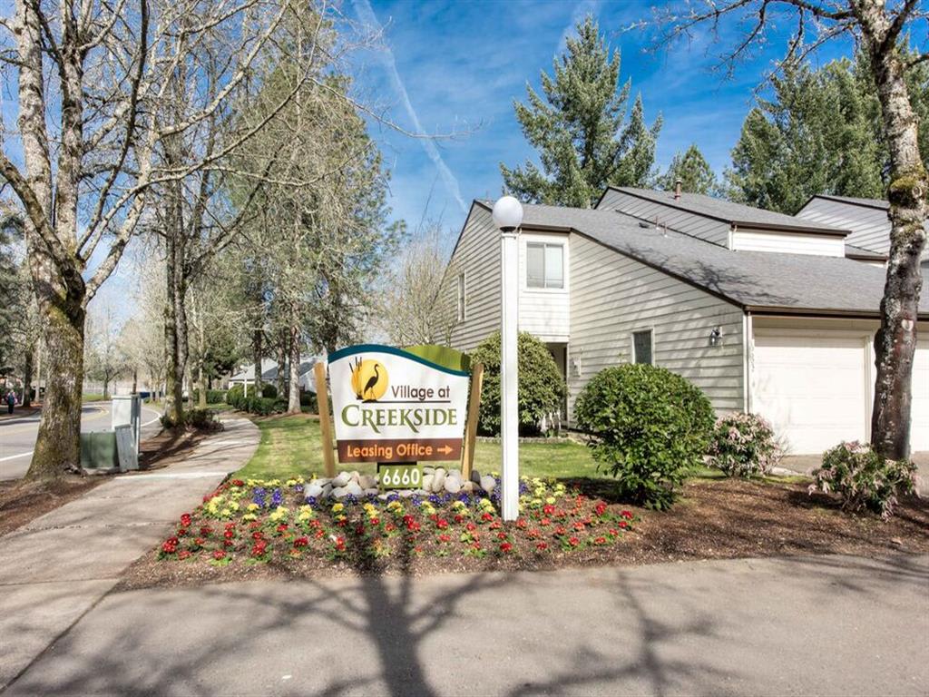 Photos and Video of Village At Creekside Townhomes in Salem, OR